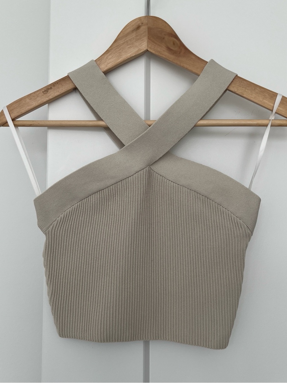 Aritzia Babaton Sculpt Knit Criss Cross Cropped Tank Top Matte Pearl Size S